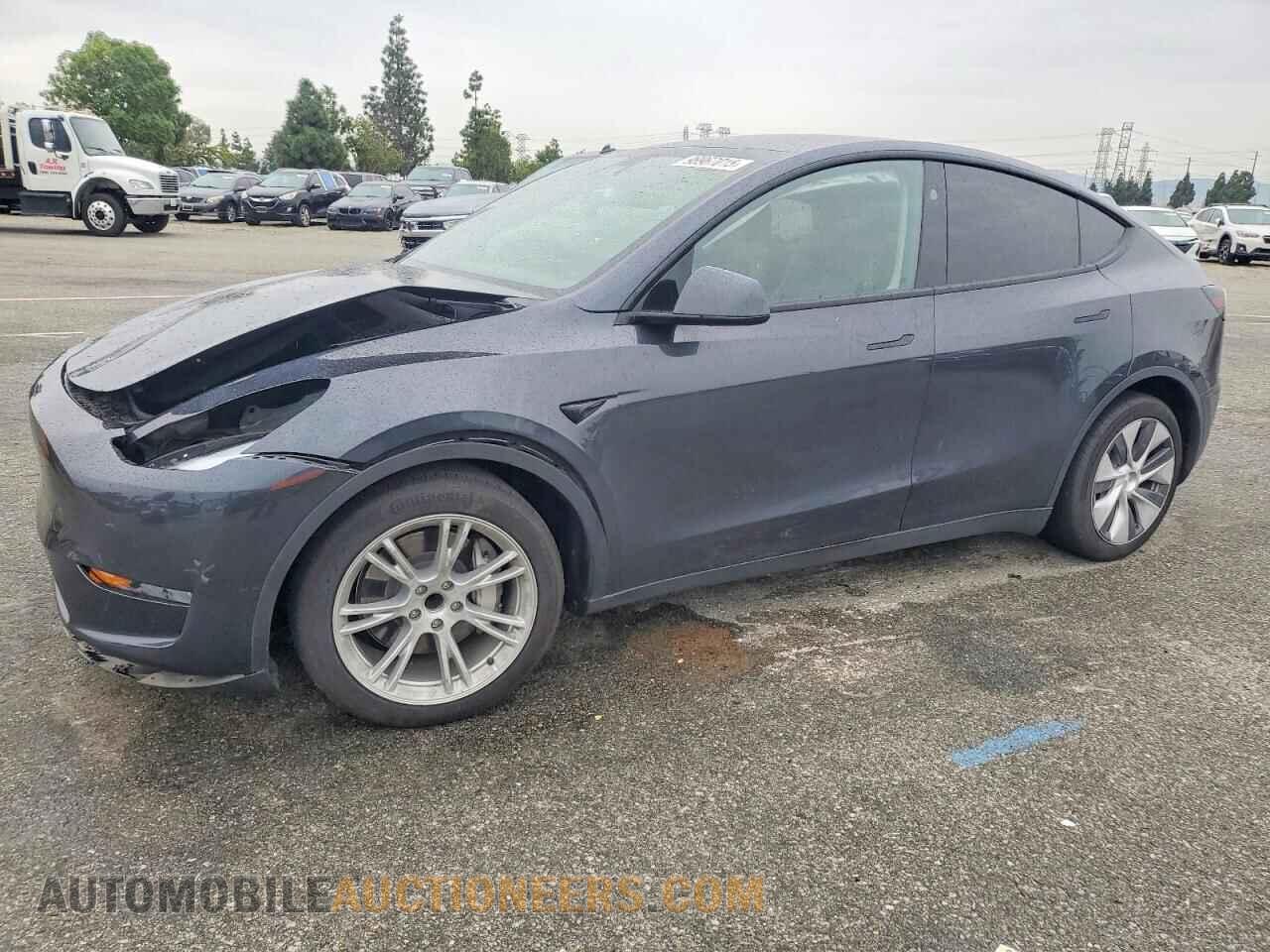 7SAYGDED8RF096754 TESLA MODEL Y 2024