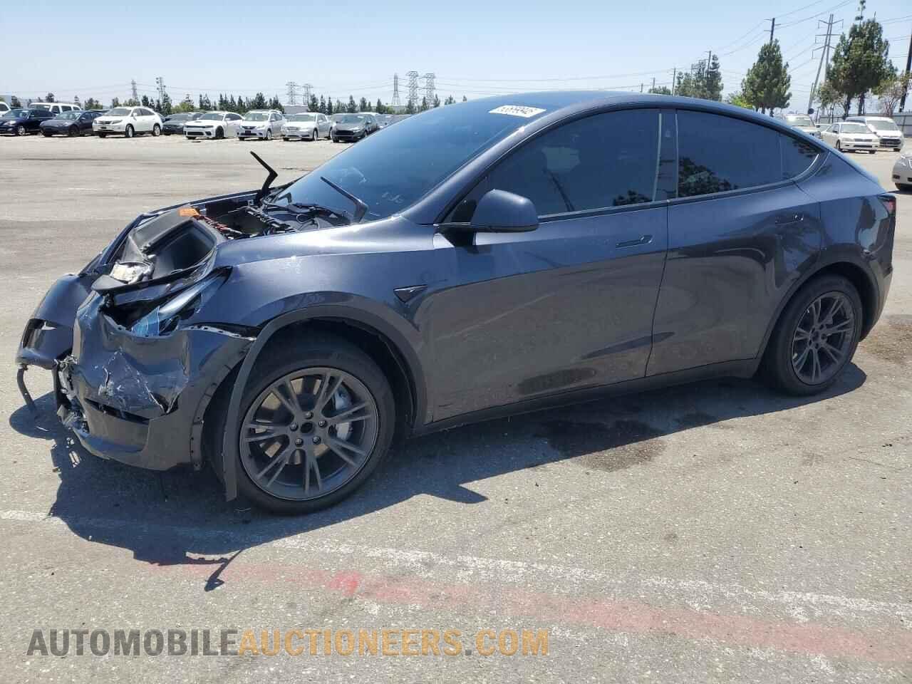 7SAYGDED8RF126397 TESLA MODEL Y 2024