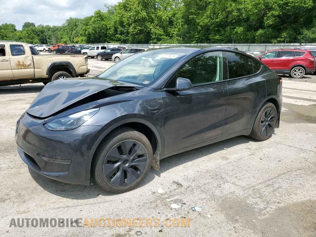 7SAYGDED8RF193677 TESLA MODEL Y 2024