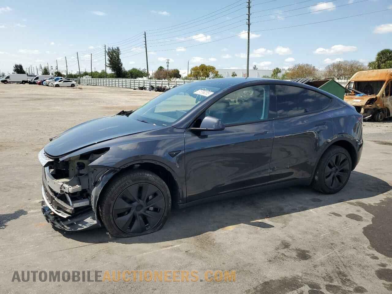 7SAYGDED8SF241779 TESLA MODEL Y 2025