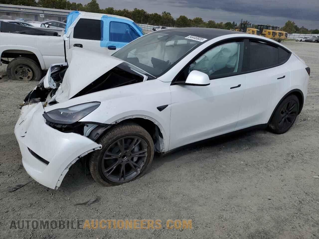 7SAYGDED8SF255343 TESLA MODEL Y 2025