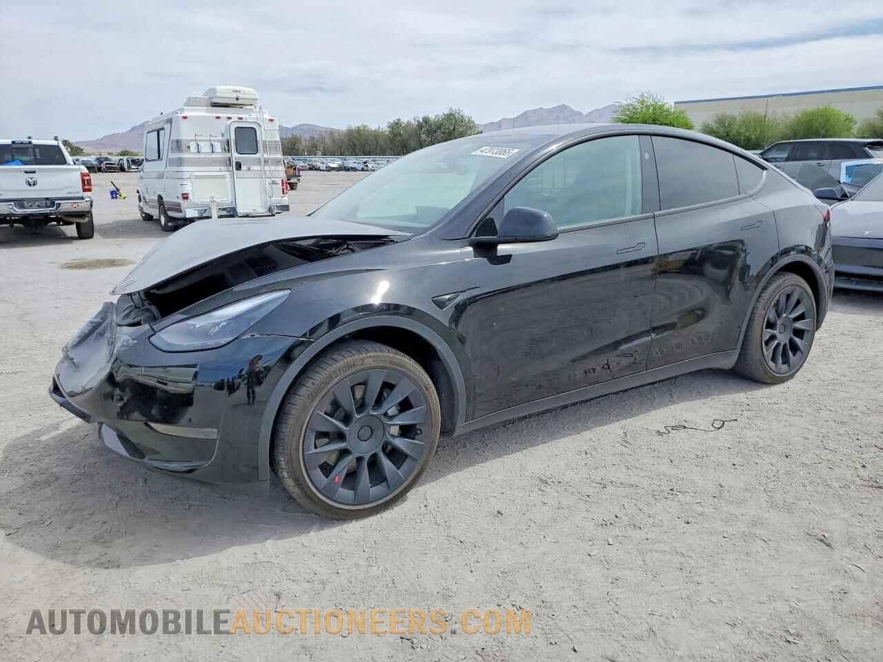 7SAYGDED9RF044002 TESLA MODEL Y 2024