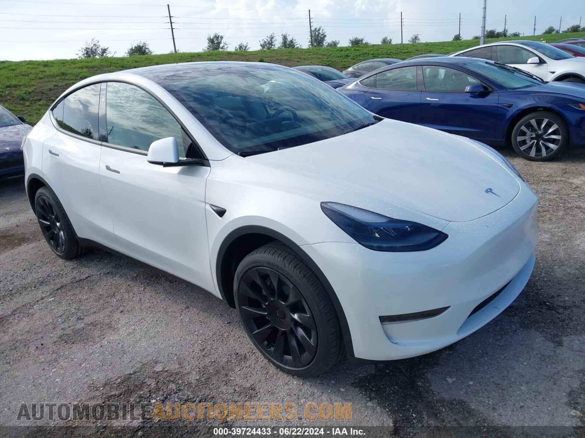 7SAYGDED9RF093295 TESLA MODEL Y 2024