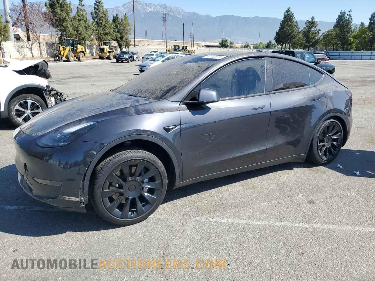 7SAYGDED9RF103372 TESLA MODEL Y 2024