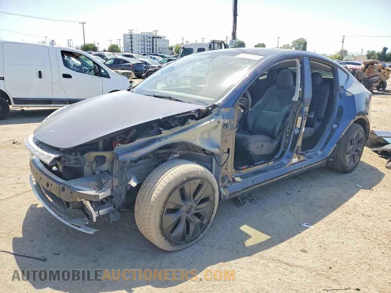 7SAYGDED9RF183126 TESLA MODEL Y 2024