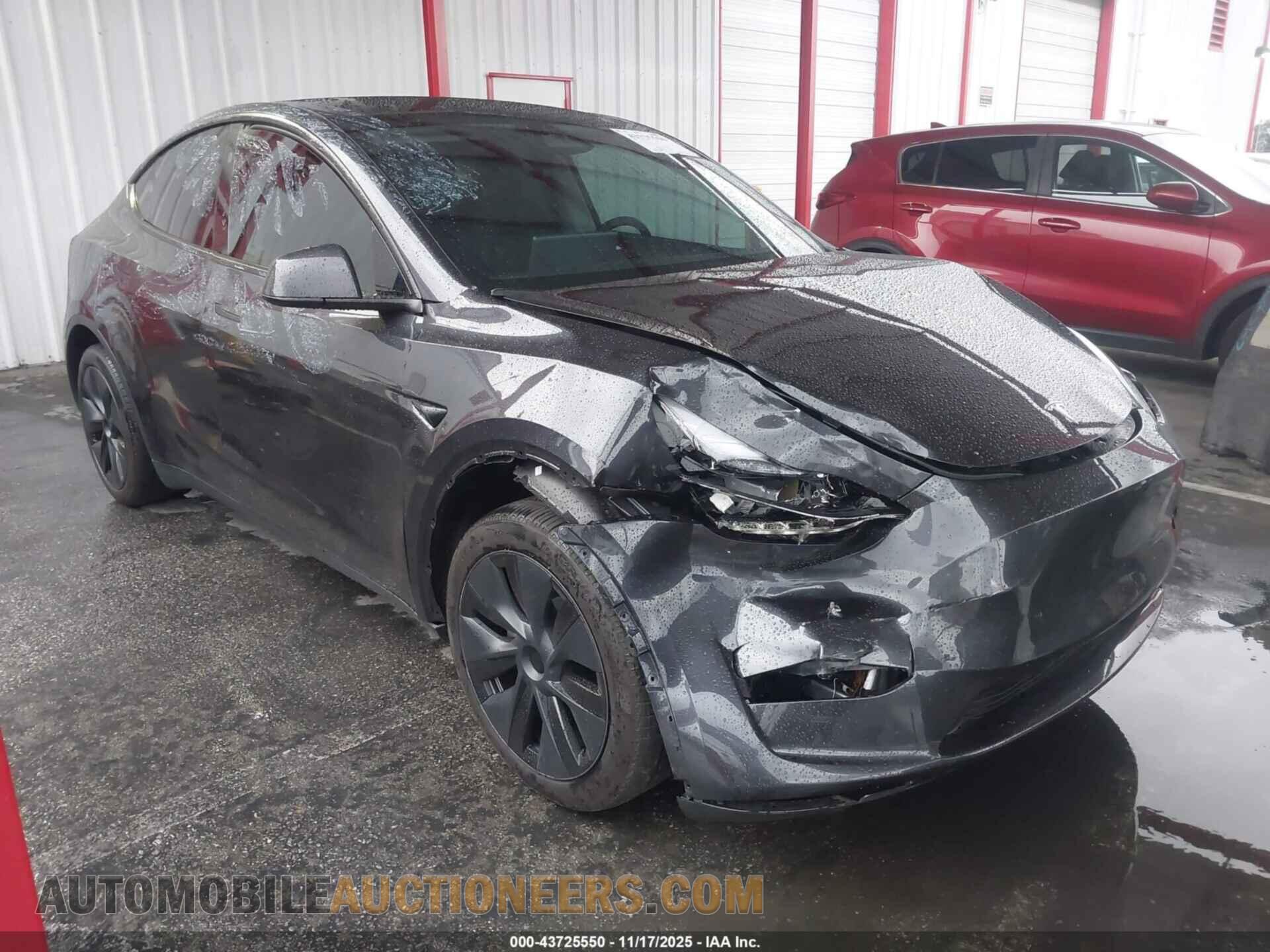 7SAYGDEDXRF151981 TESLA MODEL Y 2024