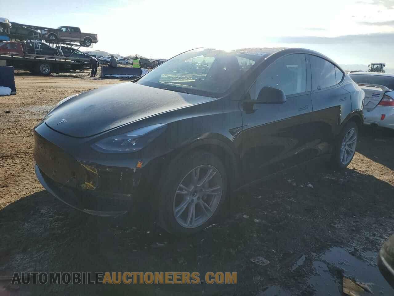 7SAYGDEE0PF707639 TESLA MODEL Y 2023