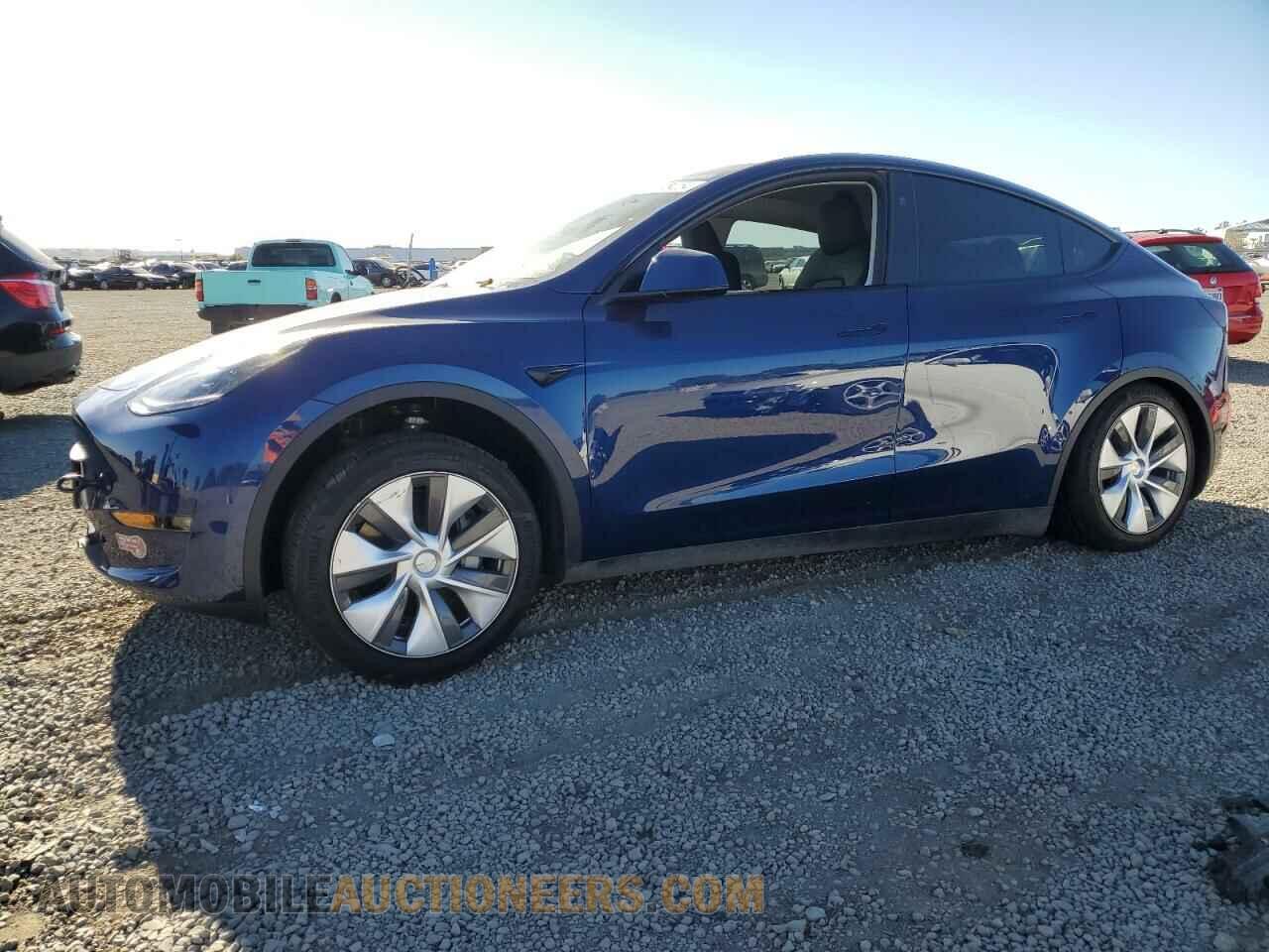 7SAYGDEE0RF075566 TESLA MODEL Y 2024