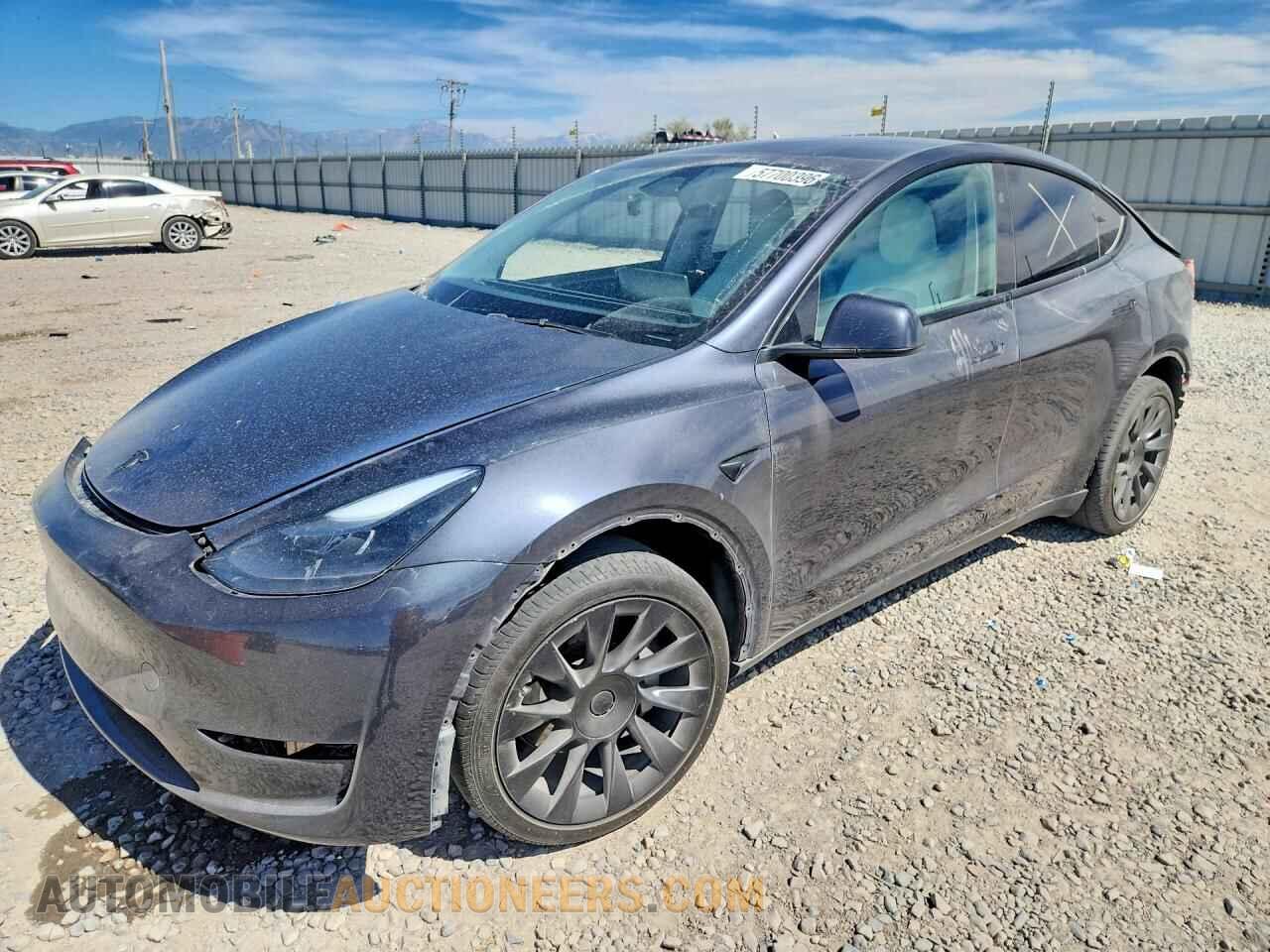 7SAYGDEE0RF099575 TESLA MODEL Y 2024