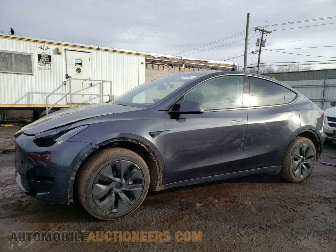 7SAYGDEE0RF200503 TESLA MODEL Y 2024