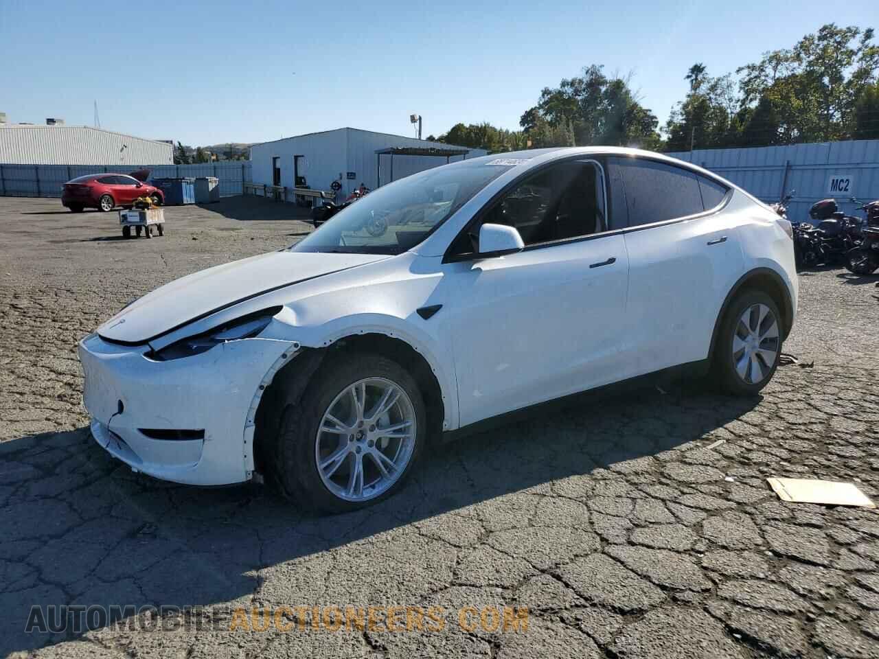 7SAYGDEE0RF982107 TESLA MODEL Y 2024