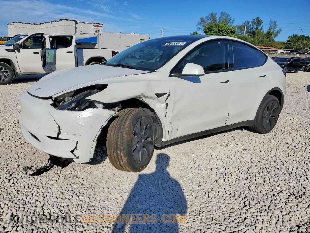 7SAYGDEE0SA345558 TESLA MODEL Y 2025