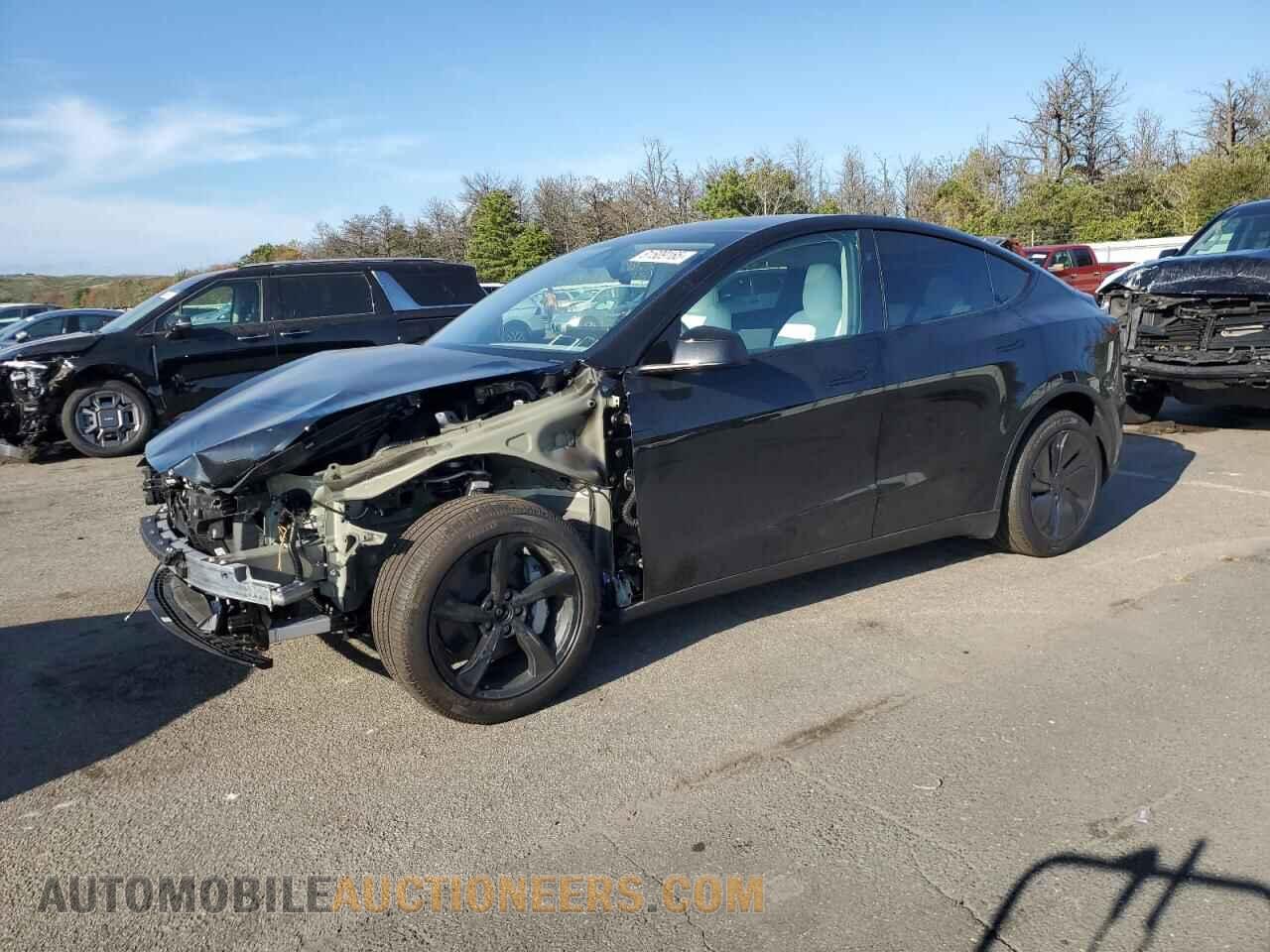7SAYGDEE0TA411902 TESLA MODEL Y 2026