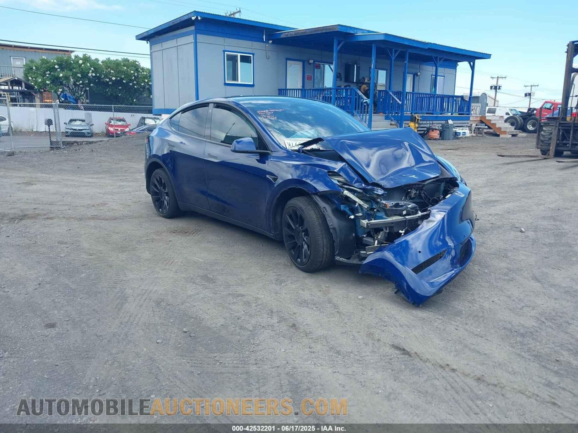 7SAYGDEE1NF419321 TESLA MODEL Y 2022