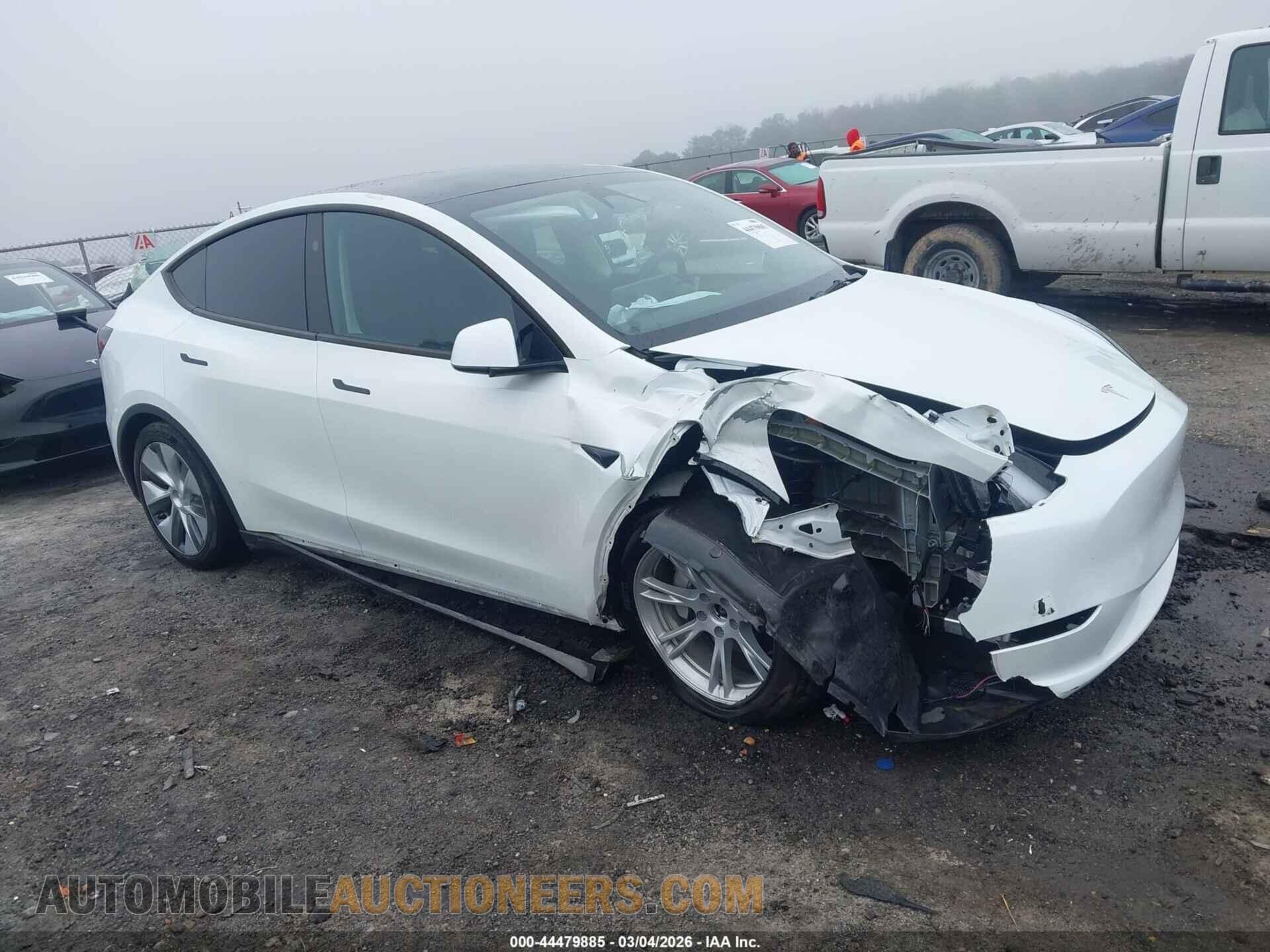7SAYGDEE1PA163827 TESLA MODEL Y 2023