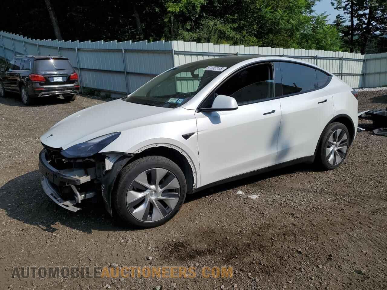 7SAYGDEE1PF764576 TESLA MODEL Y 2023