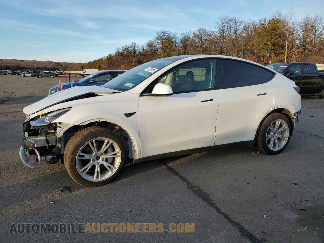 7SAYGDEE1PF823321 TESLA MODEL Y 2023