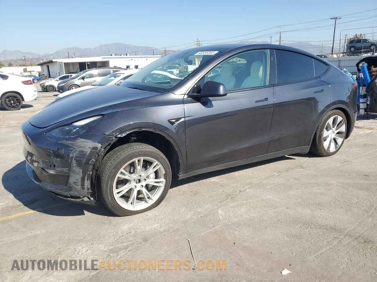 7SAYGDEE1RF062096 TESLA MODEL Y 2024