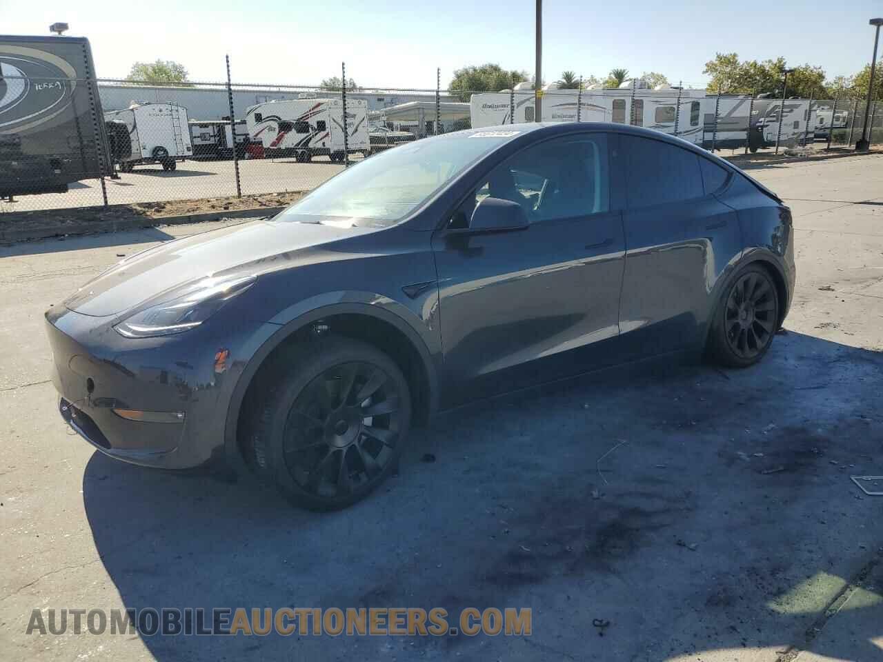 7SAYGDEE1RF073891 TESLA MODEL Y 2024