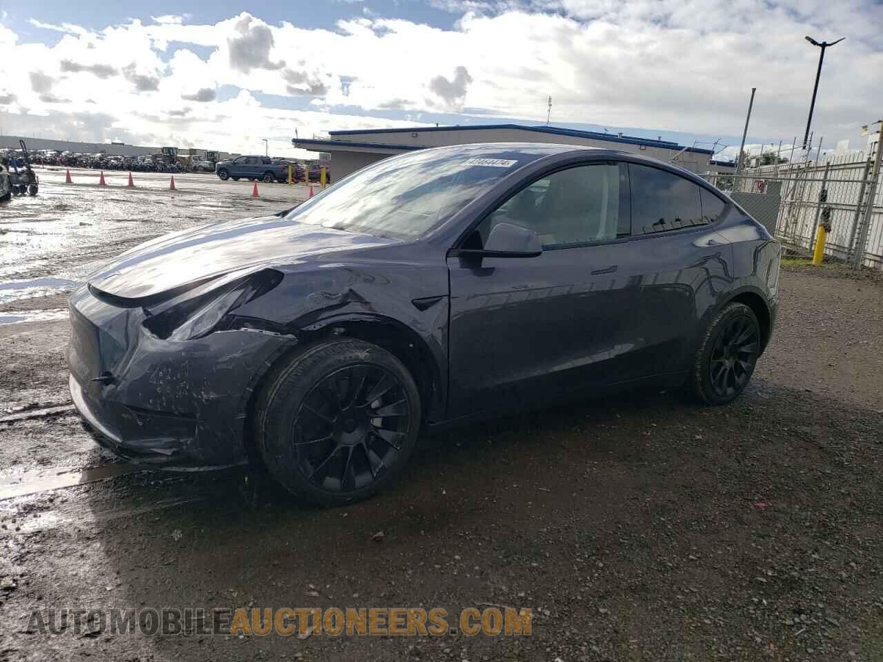 7SAYGDEE2PF585690 TESLA MODEL Y 2023
