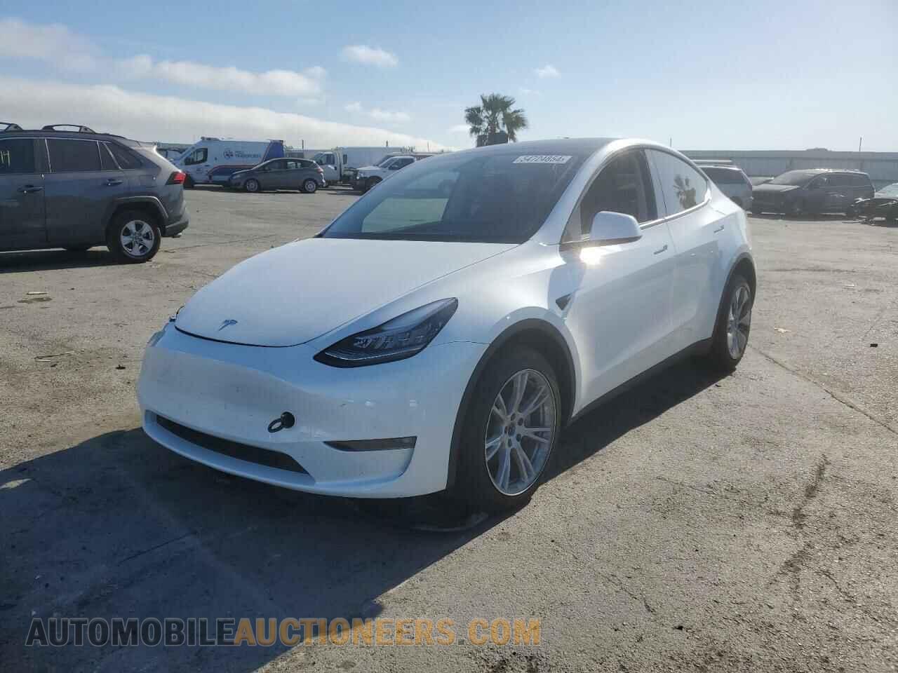 7SAYGDEE2PF613889 TESLA MODEL Y 2023