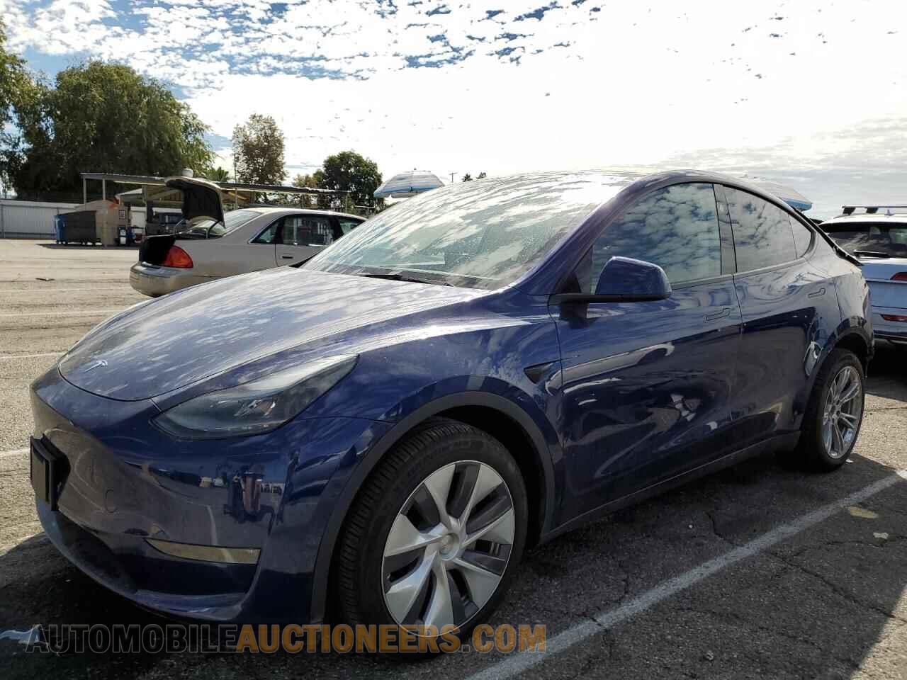7SAYGDEE2RA285471 TESLA MODEL Y 2024