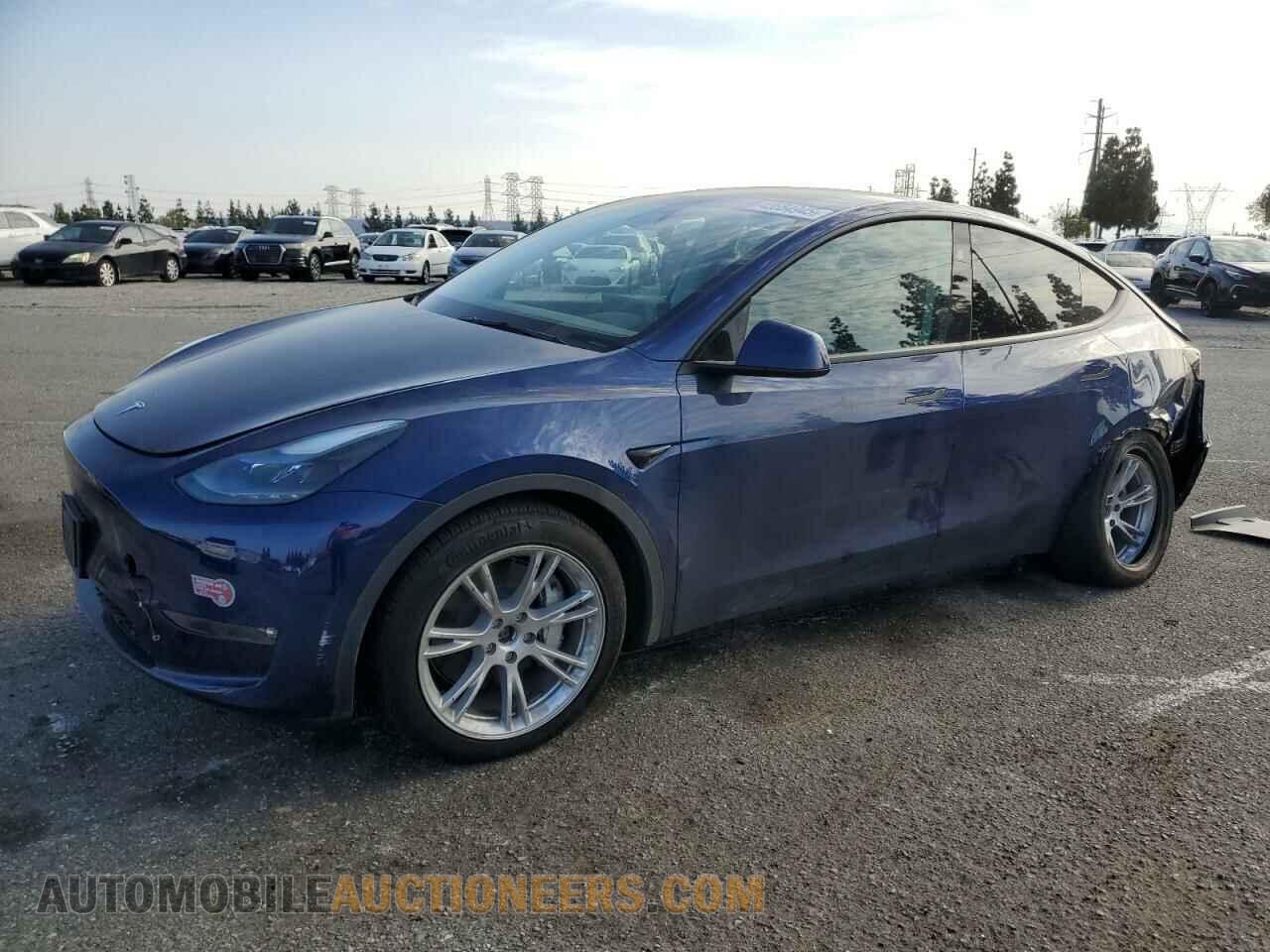 7SAYGDEE2RF003784 TESLA MODEL Y 2024