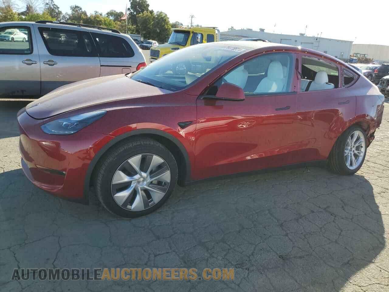 7SAYGDEE2RF082227 TESLA MODEL Y 2024