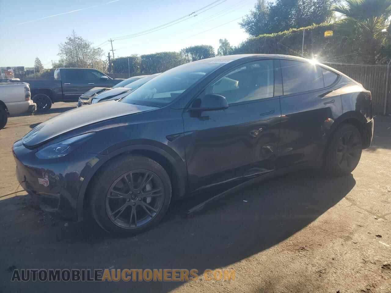 7SAYGDEE2RF212930 TESLA MODEL Y 2024