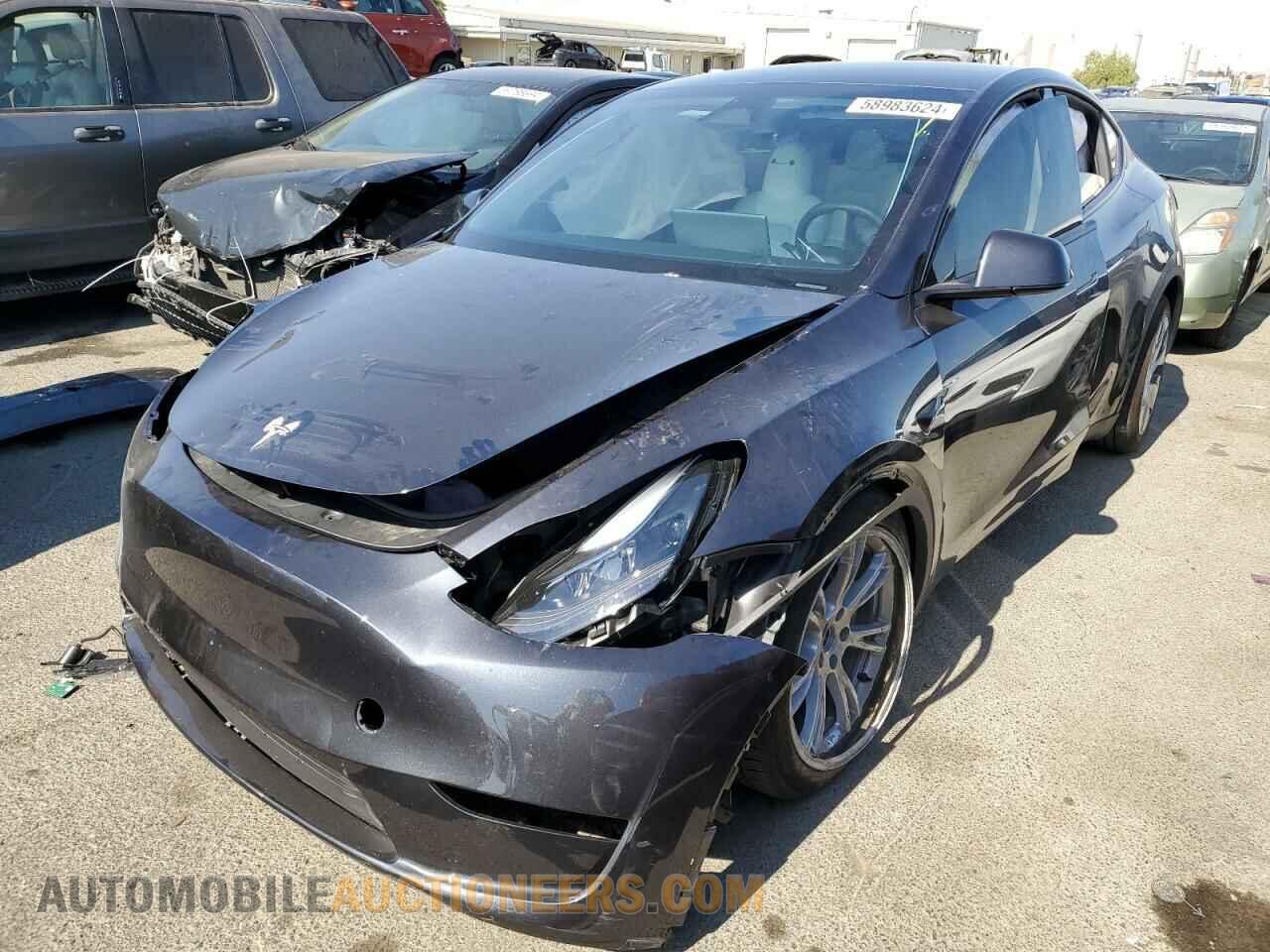 7SAYGDEE2RF984845 TESLA MODEL Y 2024