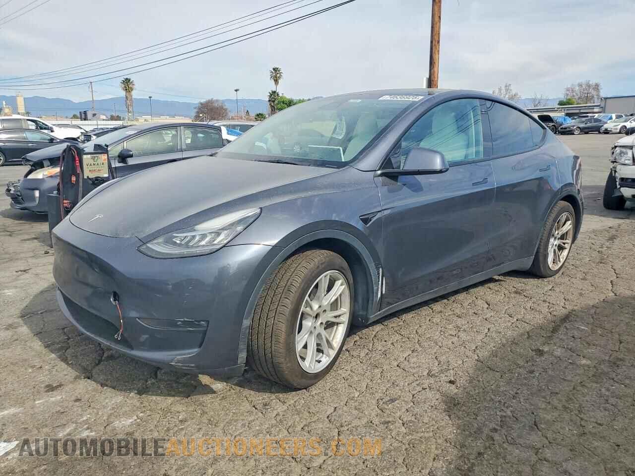 7SAYGDEE3PF605039 TESLA MODEL Y 2023