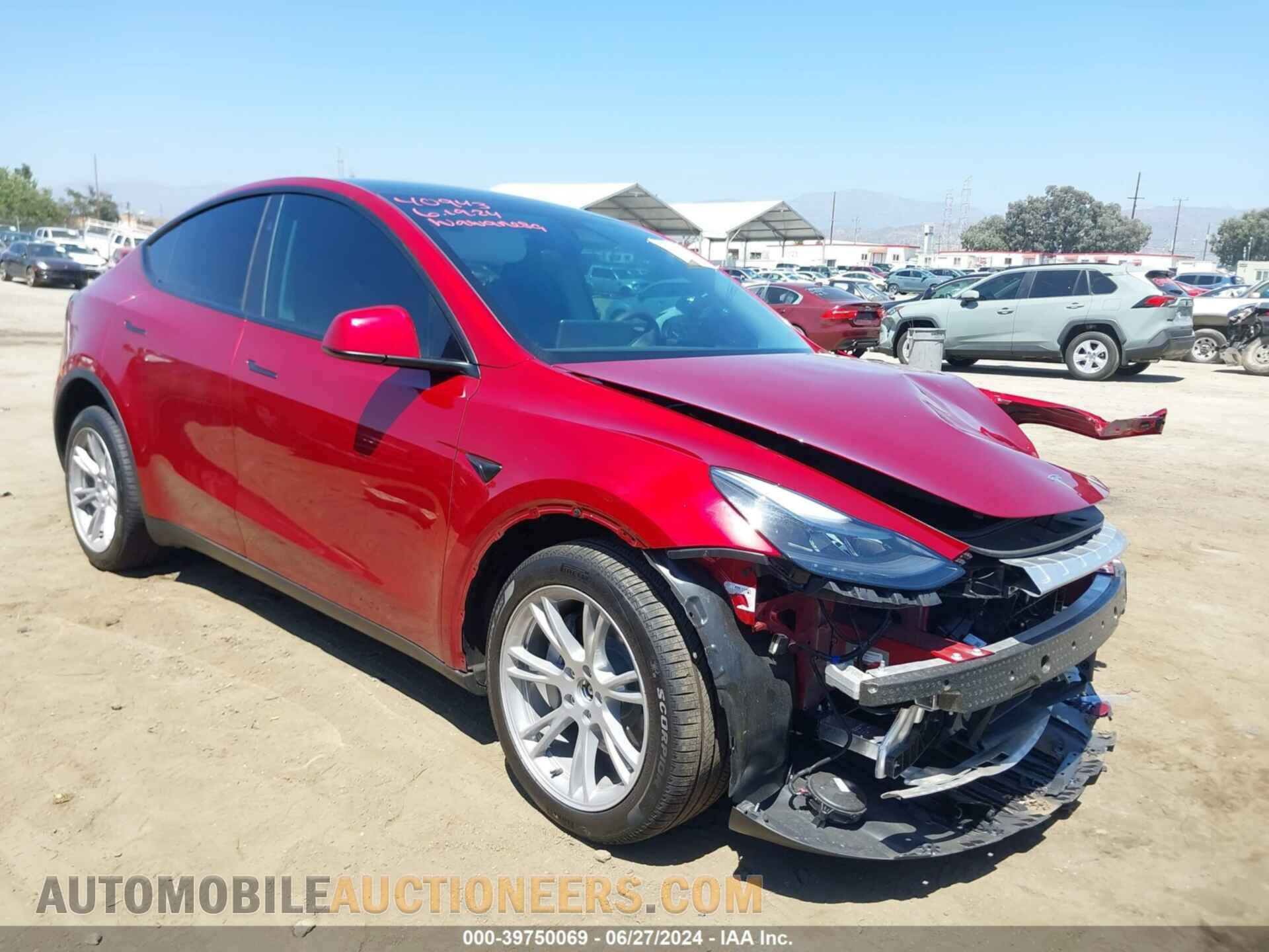 7SAYGDEE3RA249708 TESLA MODEL Y 2024