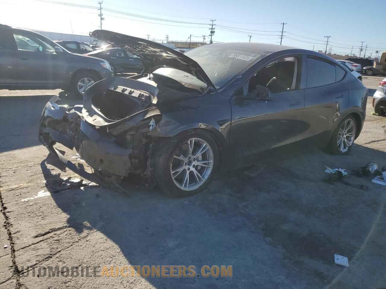 7SAYGDEE3RF031934 TESLA MODEL Y 2024