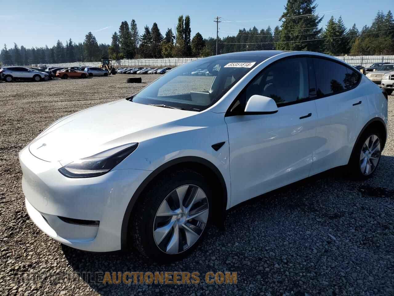 7SAYGDEE3RF043789 TESLA MODEL Y 2024
