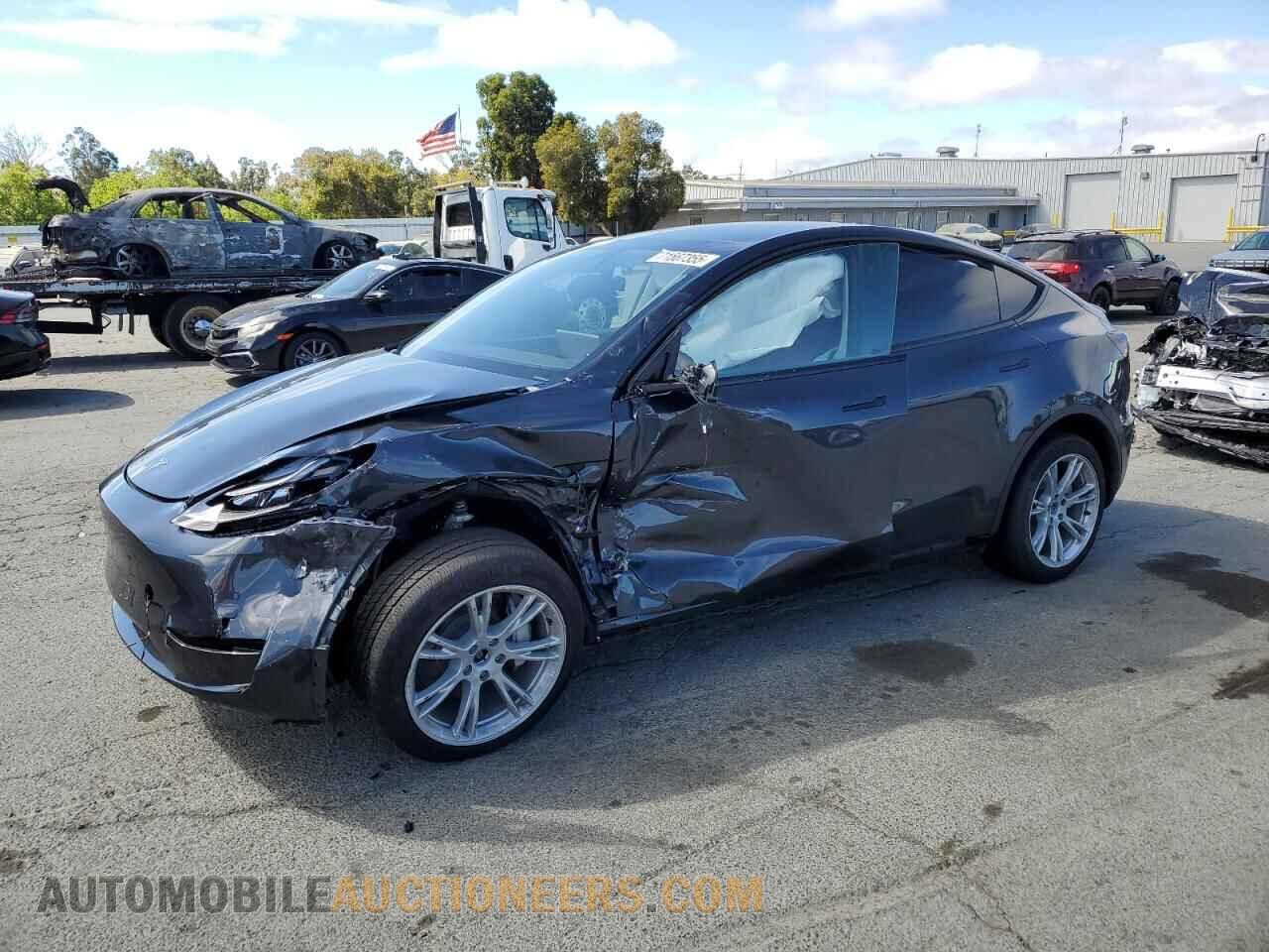 7SAYGDEE3RF060088 TESLA MODEL Y 2024