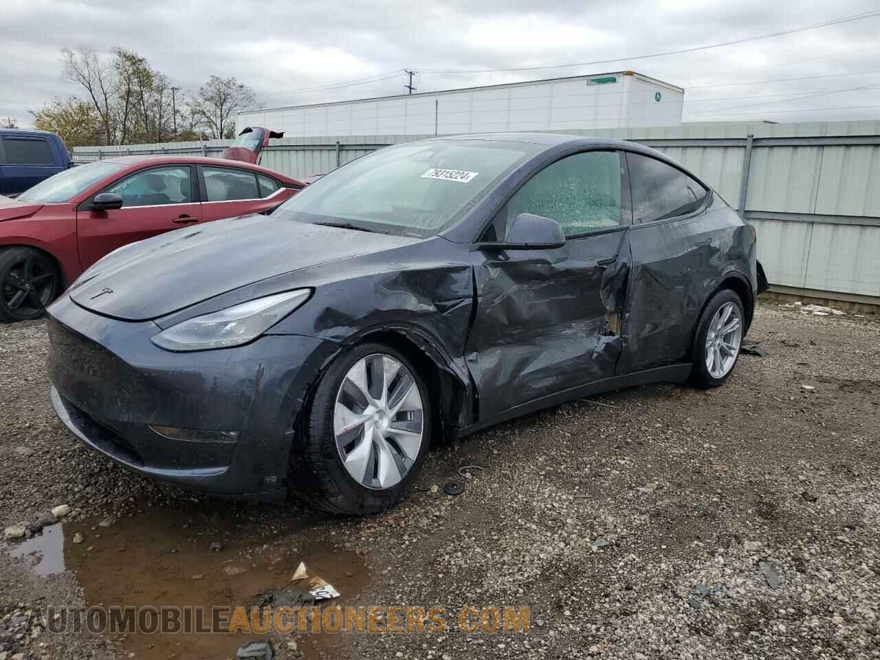 7SAYGDEE3RF087162 TESLA MODEL Y 2024