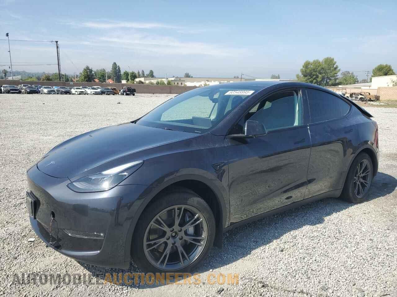 7SAYGDEE3RF121102 TESLA MODEL Y 2024