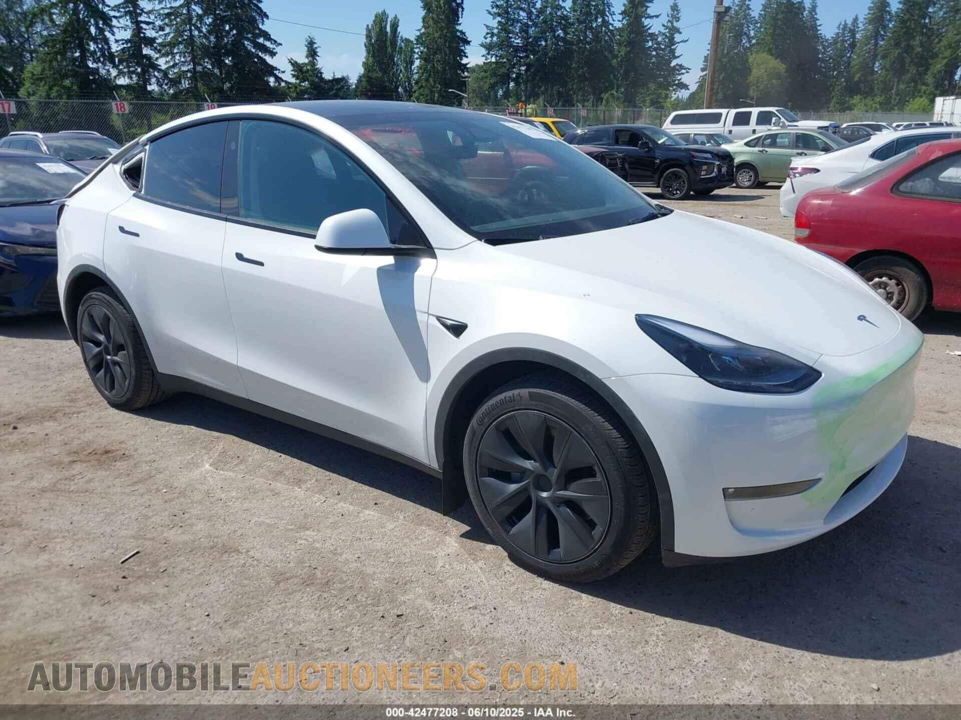 7SAYGDEE3RF166962 TESLA MODEL Y 2024