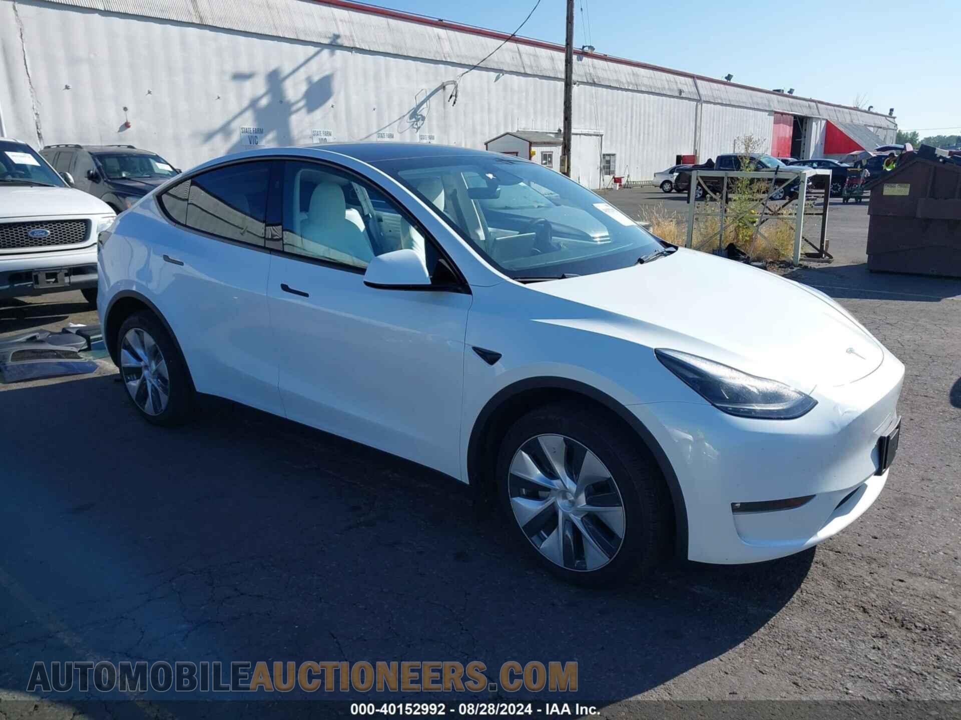 7SAYGDEE3RF982019 TESLA MODEL Y 2024