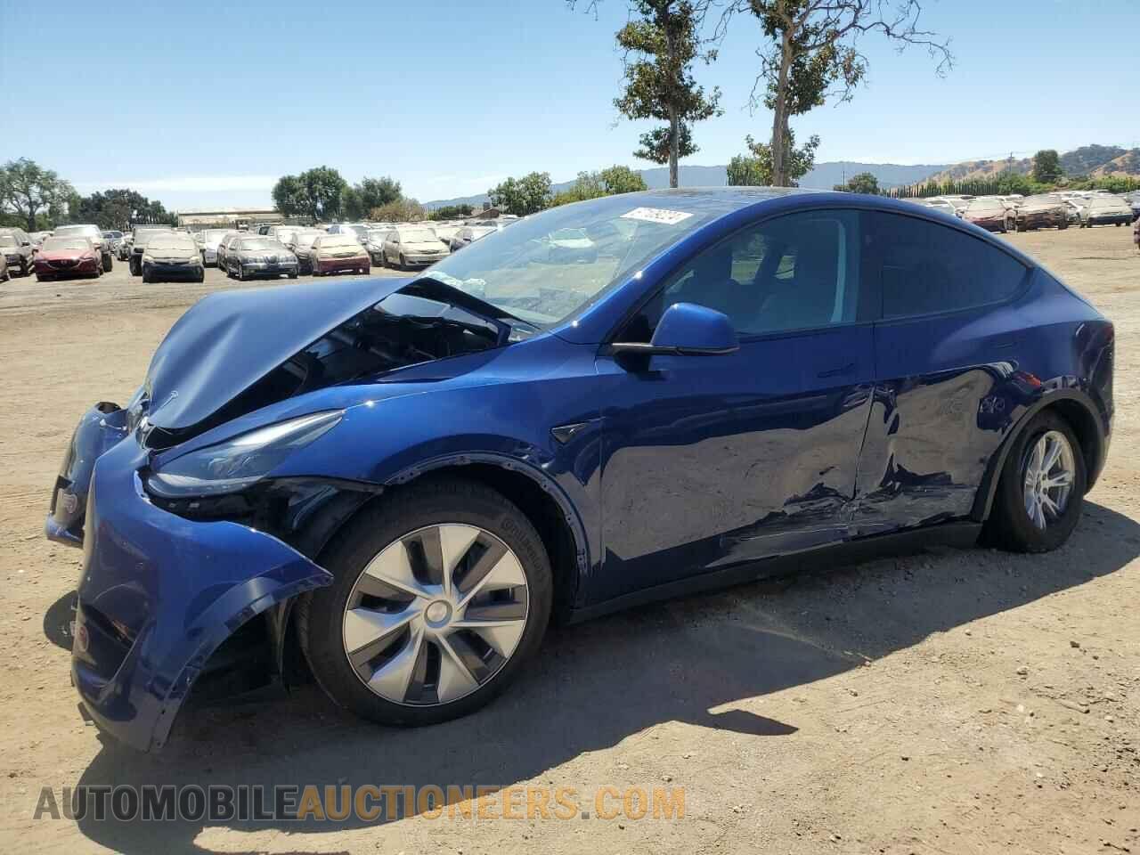 7SAYGDEE3RF987768 TESLA MODEL Y 2024