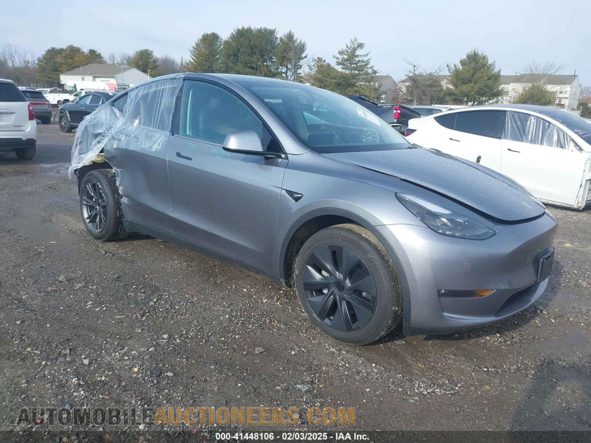 7SAYGDEE3SF218015 TESLA MODEL Y 2025