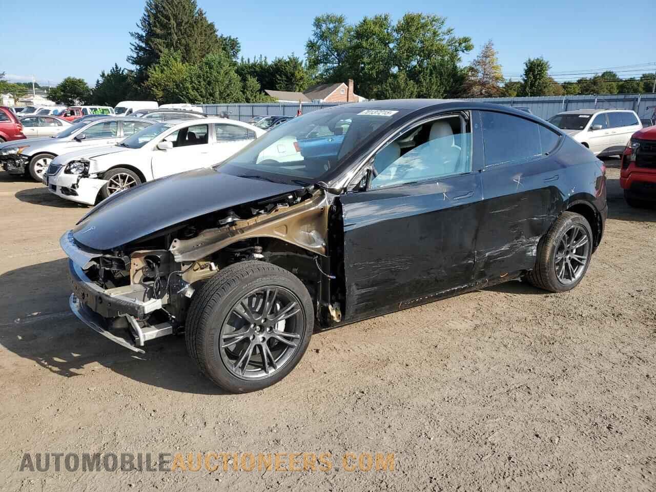 7SAYGDEE3SF297699 TESLA MODEL Y 2025