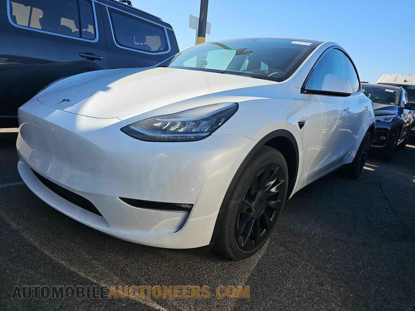 7SAYGDEE4NF317320 Tesla Mo 2022