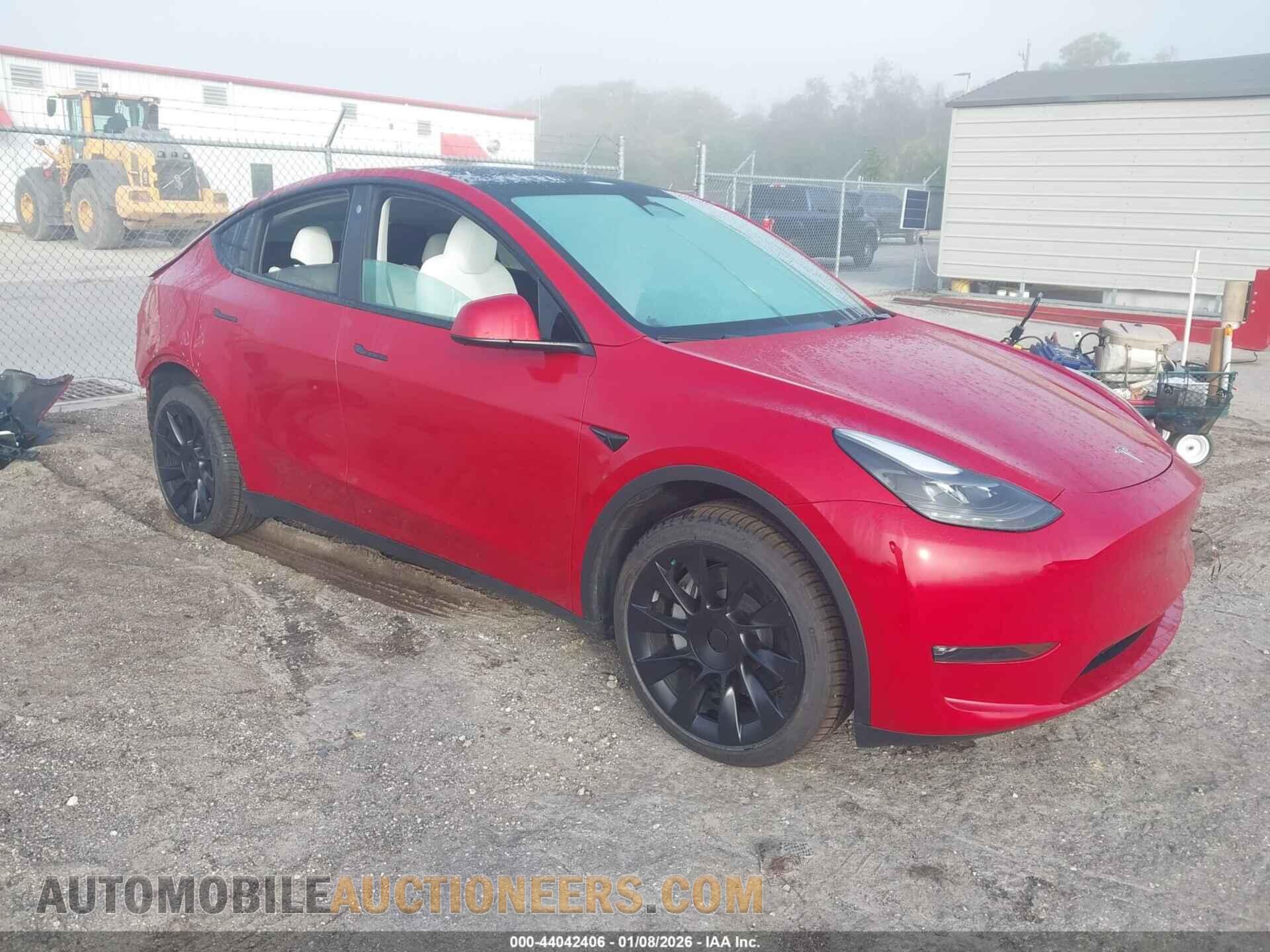 7SAYGDEE4PF745231 TESLA MODEL Y 2023