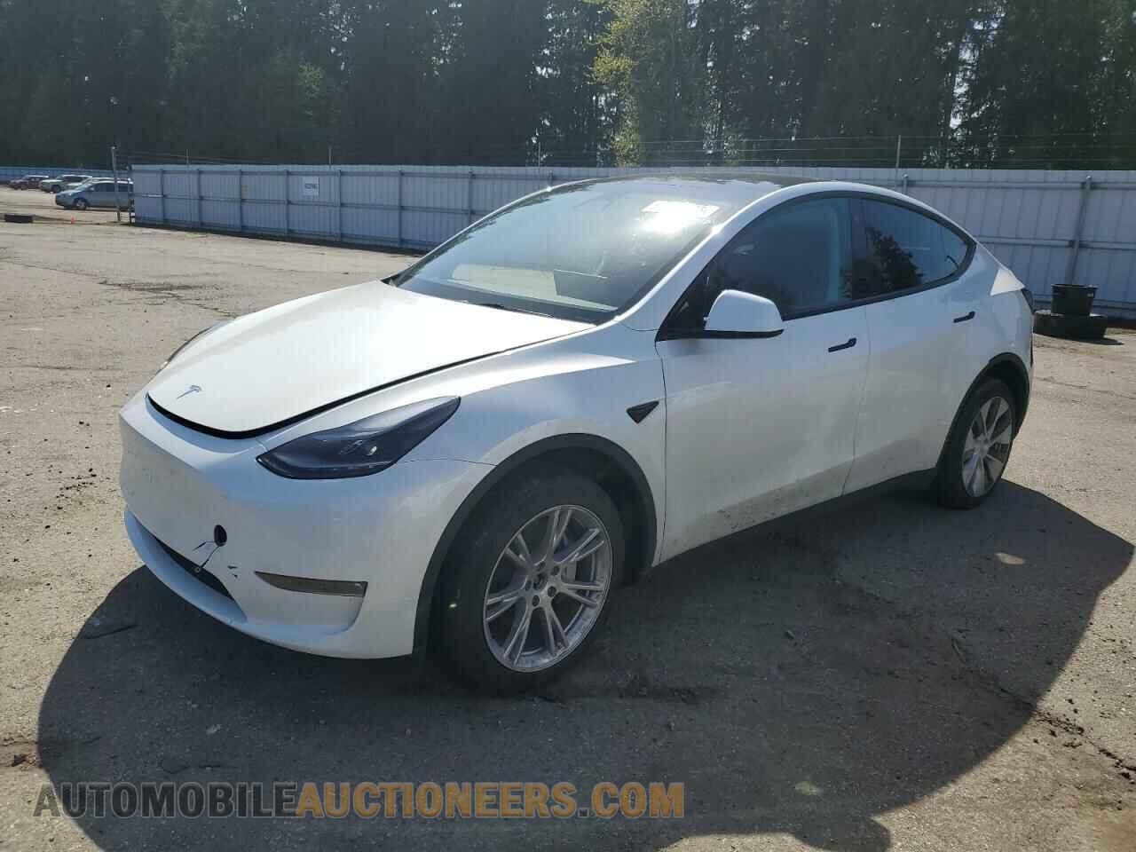 7SAYGDEE4PF757685 TESLA MODEL Y 2023