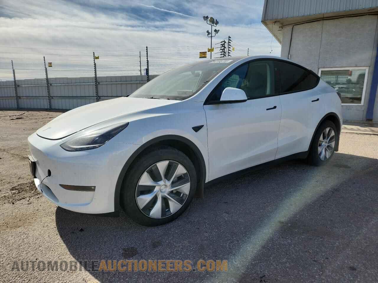 7SAYGDEE4PF885232 TESLA MODEL Y 2023