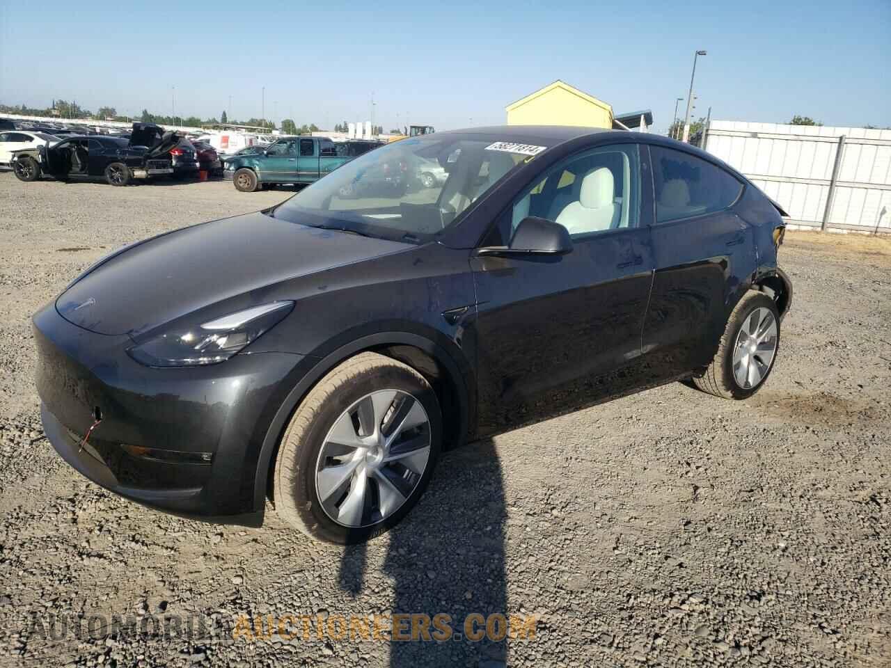 7SAYGDEE4RF004418 TESLA MODEL Y 2024