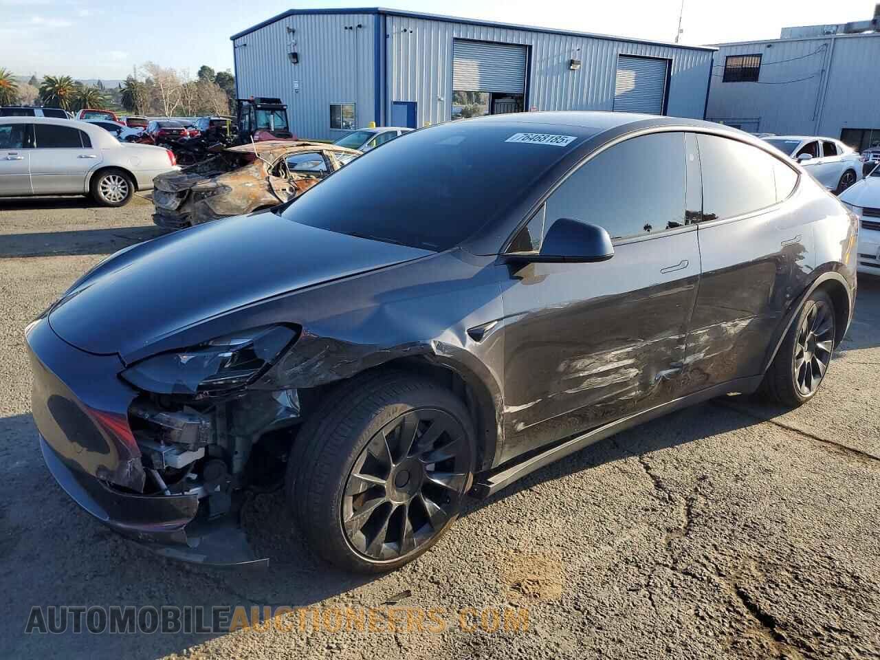 7SAYGDEE4RF014401 TESLA MODEL Y 2024
