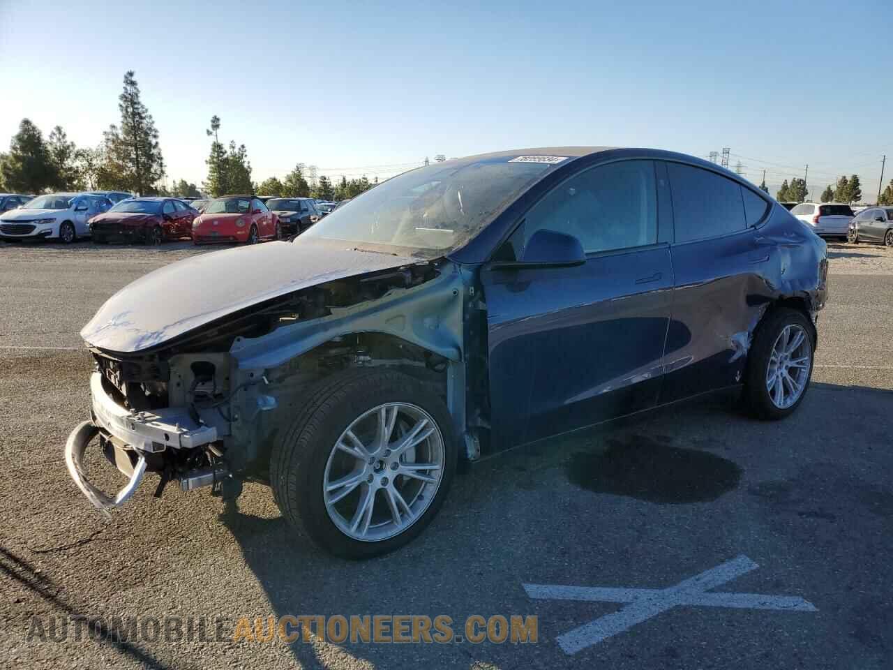 7SAYGDEE4RF060486 TESLA MODEL Y 2024