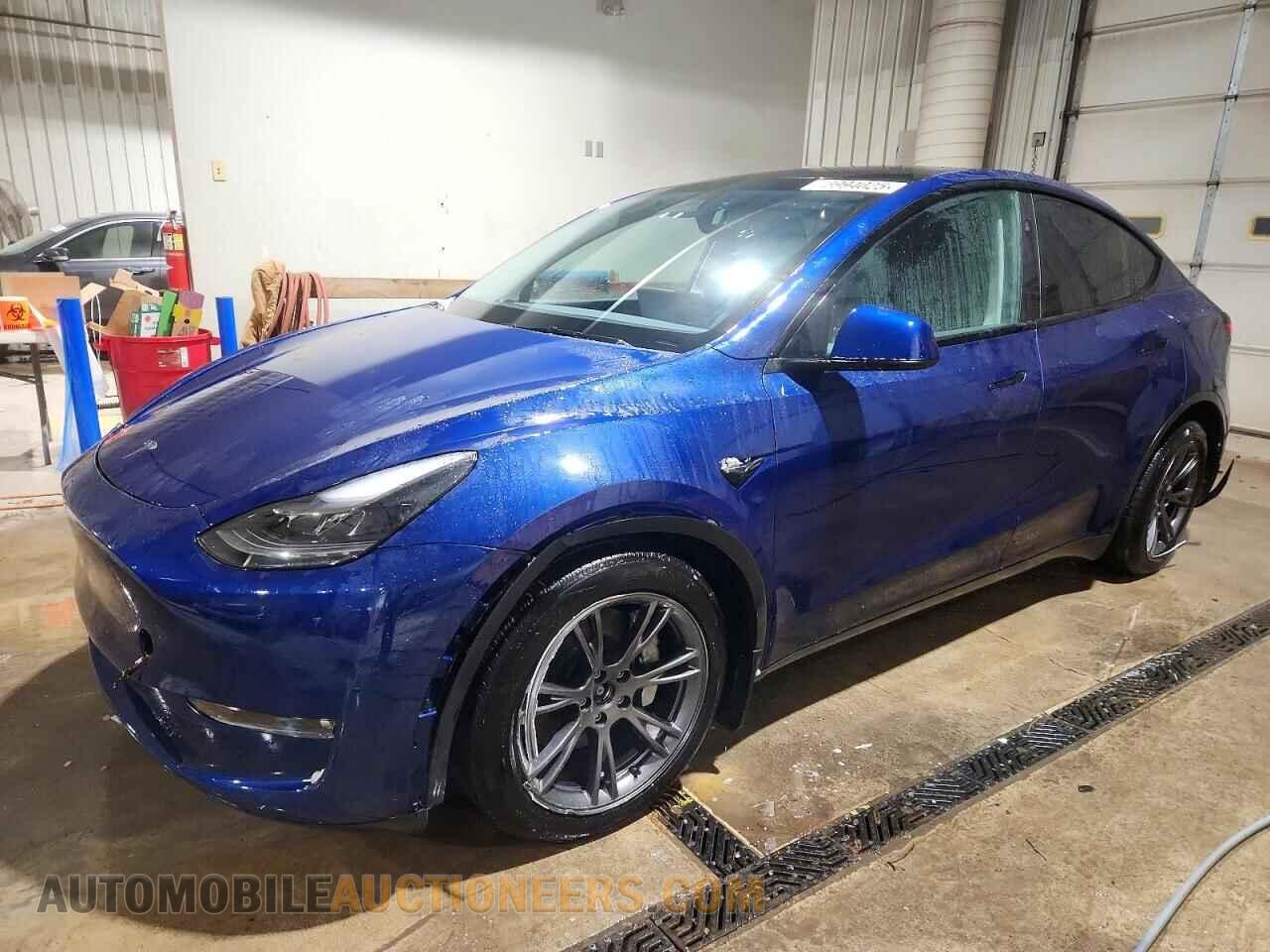 7SAYGDEE4RF165044 TESLA MODEL Y 2024